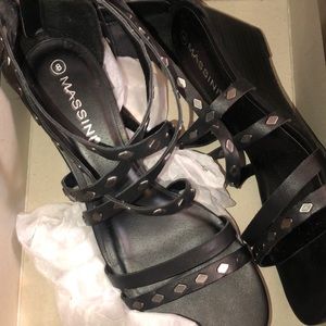 massini black wedge sandals